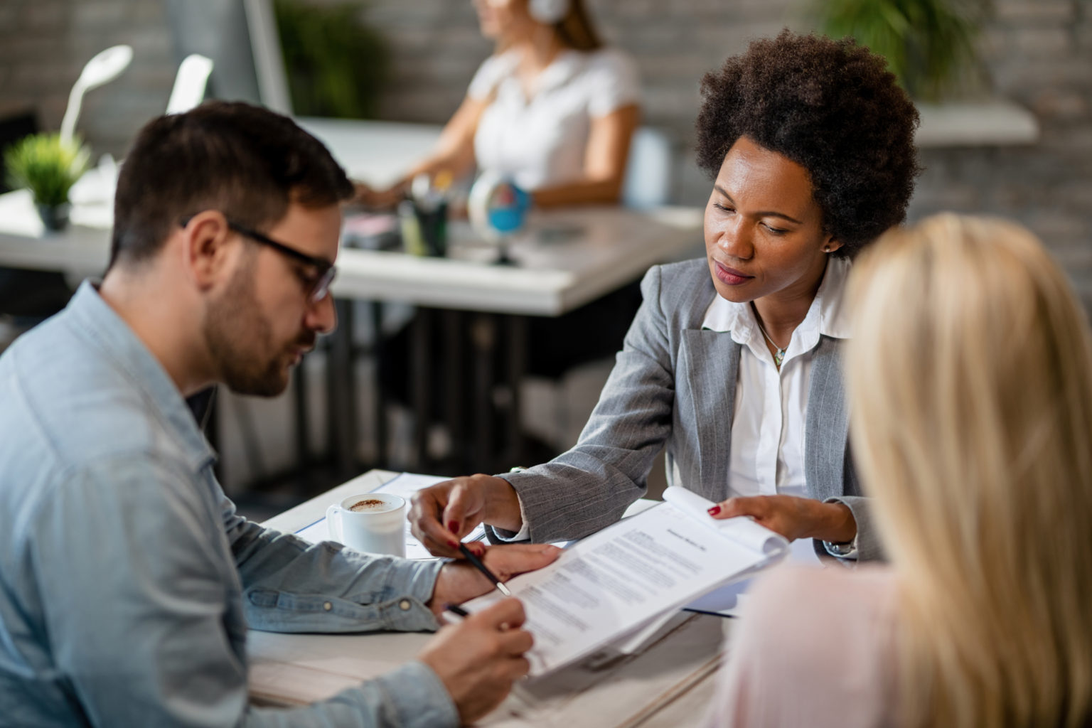Como usar a contratação de prestador de serviço para impulsionar o seu negócio? Vibbra Como usar a contratação de prestador de serviço para impulsionar o seu negócio? Vibbra